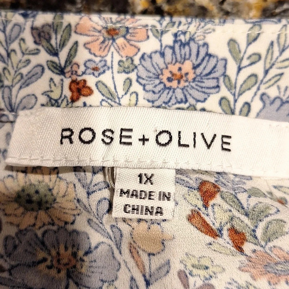 Womens Rose + Olive floral 3/ sleeve plus size top 1X - Picture 4 of 5